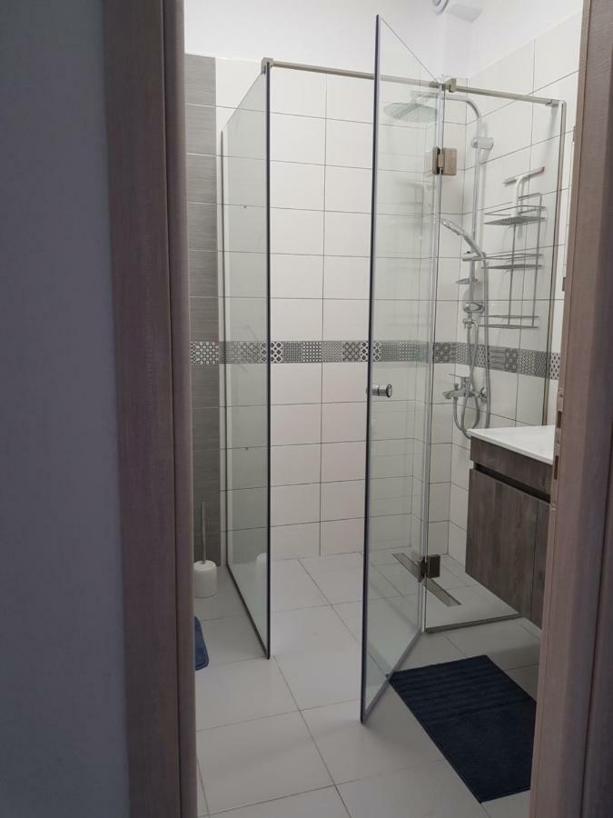 Mango Apartment Nikiti  Esterno foto